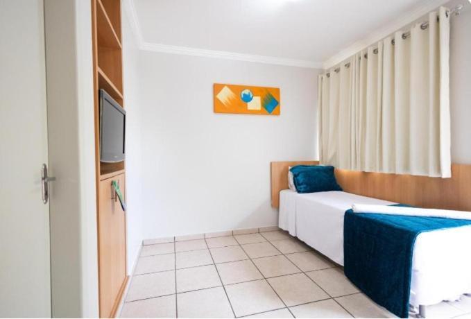 Diroma Fiori - Hoteis Com Roupa De Cama --- Destinos Combinados Turismo Caldas Novas Eksteriør billede