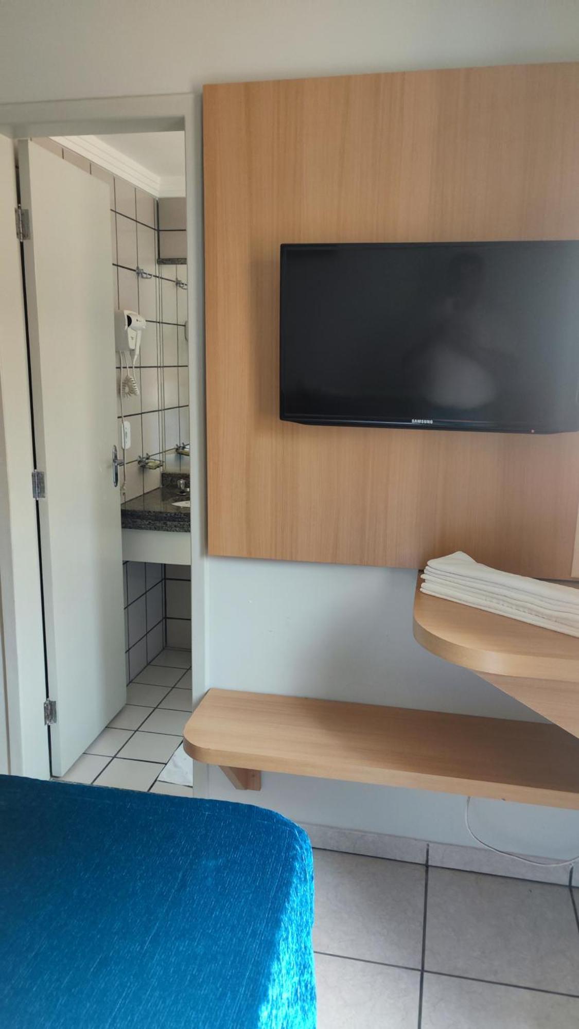 Diroma Fiori - Hoteis Com Roupa De Cama --- Destinos Combinados Turismo Caldas Novas Eksteriør billede