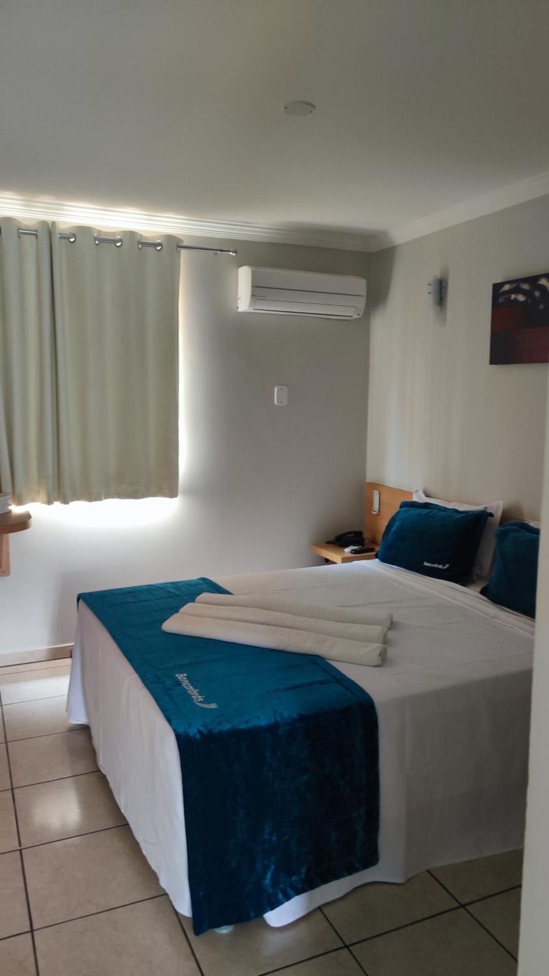 Diroma Fiori - Hoteis Com Roupa De Cama --- Destinos Combinados Turismo Caldas Novas Eksteriør billede